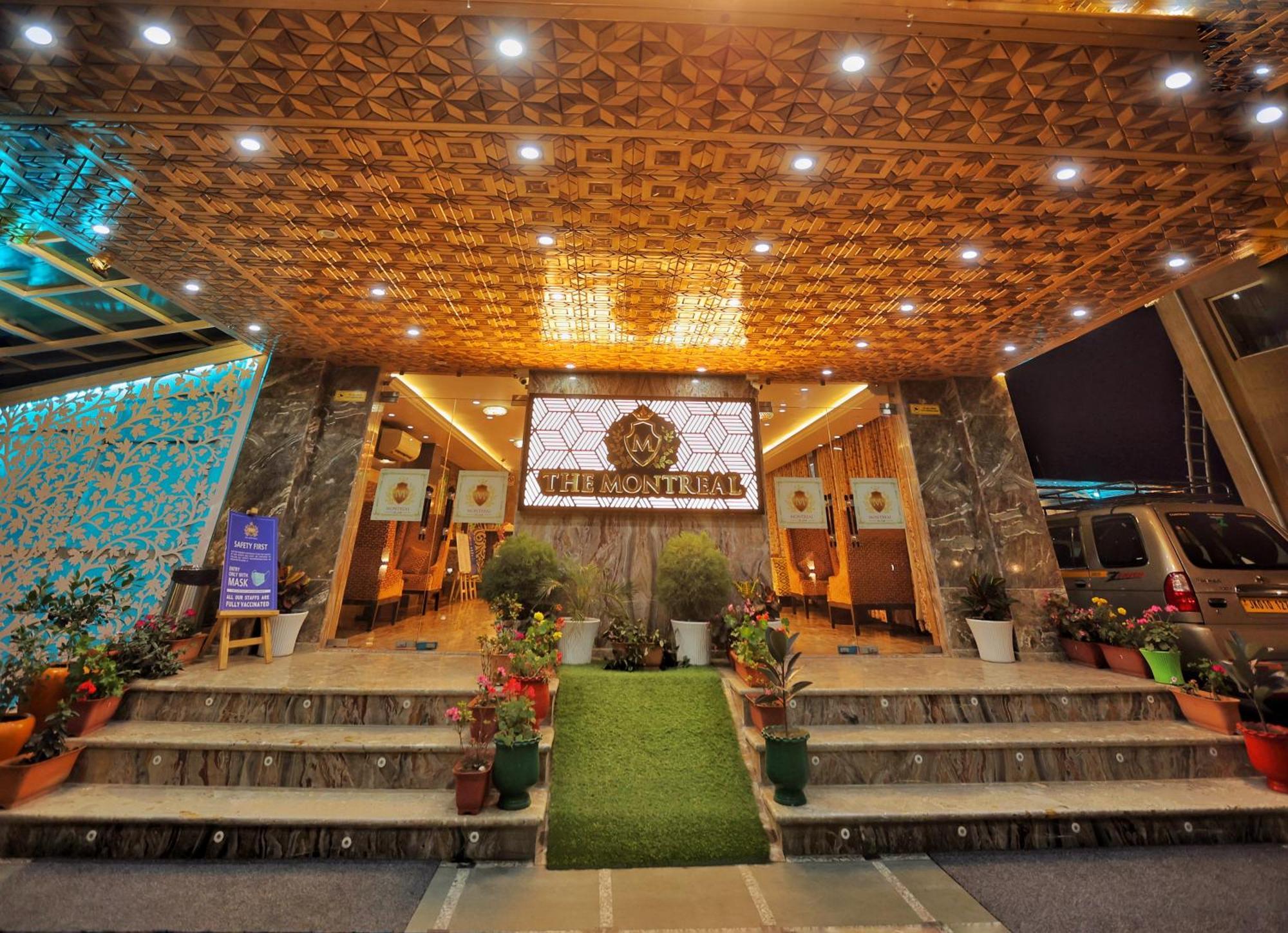 Hotel The Montreal Telbal Exterior foto